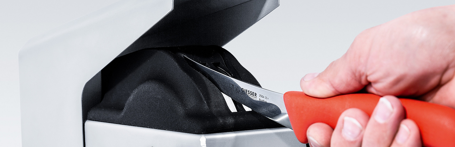 KNECHT Universal Wet-Sharpening Machine USK 160 S KNECHT Universal Wet-Sharpening Machine USK 160 S