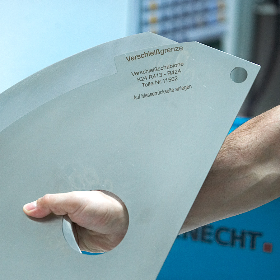 KNECHT Wearing template KNECHT Wearing template