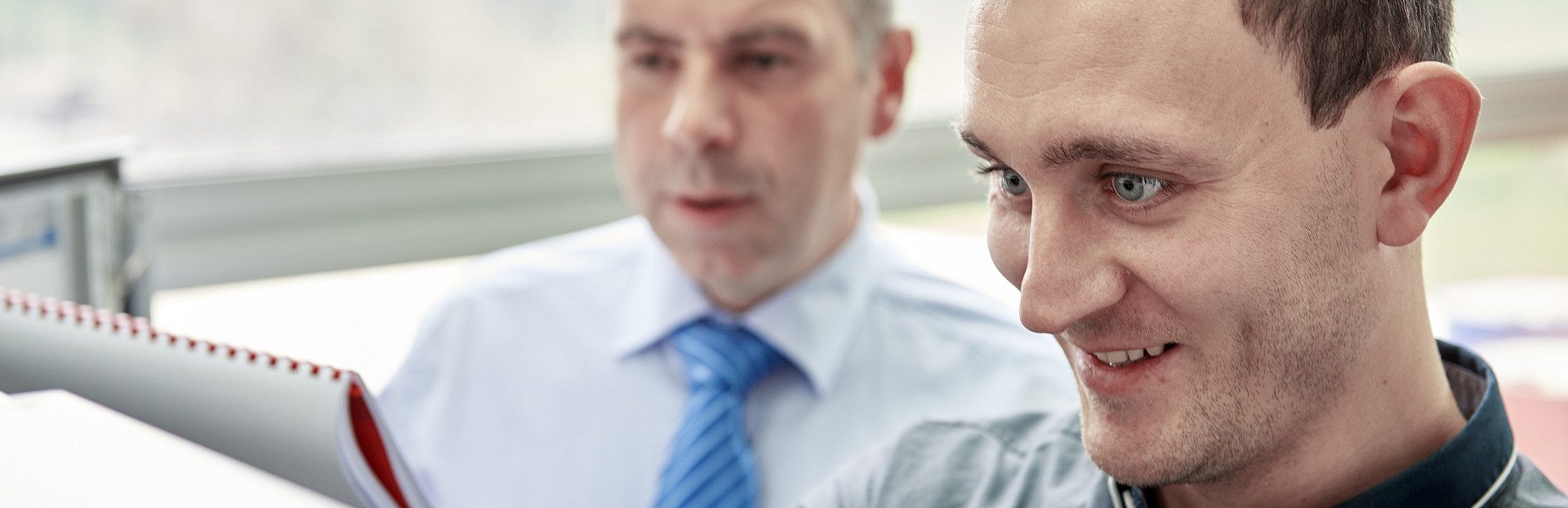 KNECHT Customer service