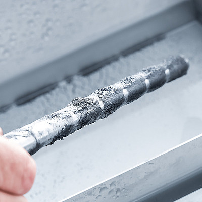 Coolant device Coolant device