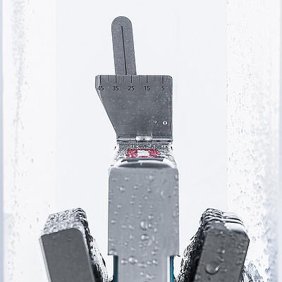 Variable angle adjustment